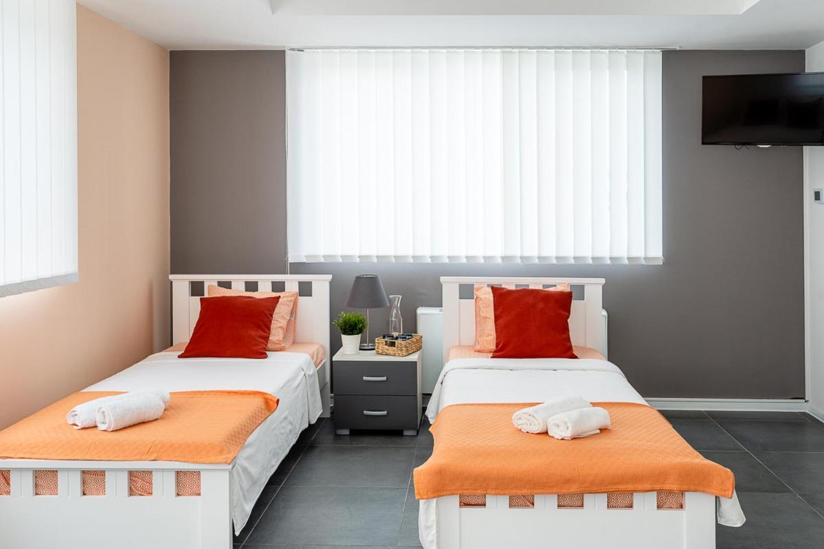 Kostovski Rooms-Near E75 To Greece Велес Екстер'єр фото